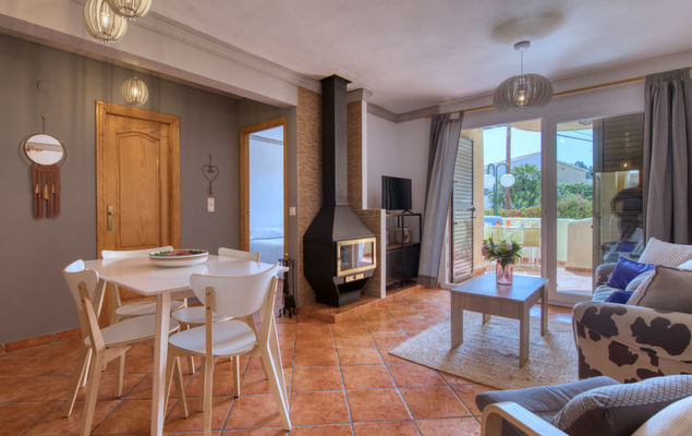 La Felicidad - Photo 1