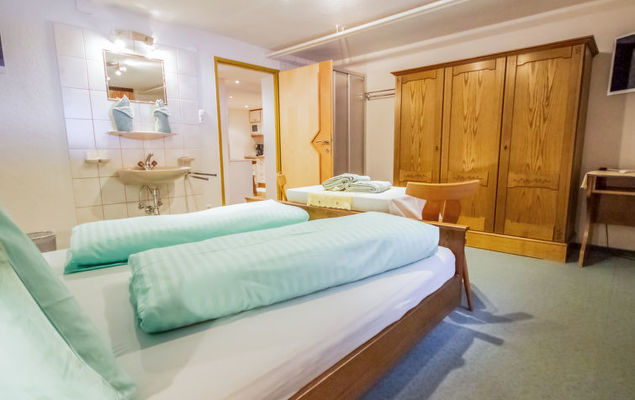 Christian - Photo 10