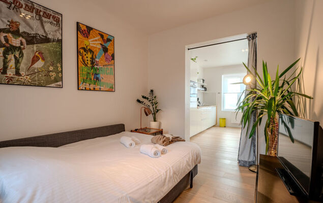 Out of office - Photo 9